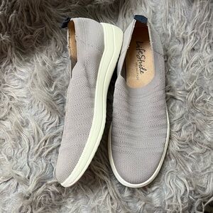 Lifestride velocity 2.0 gray pull on shoes 8.5